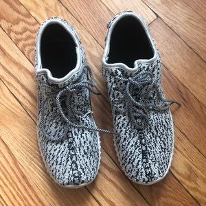 MIA Sneakers in Yeezy Boost Knit